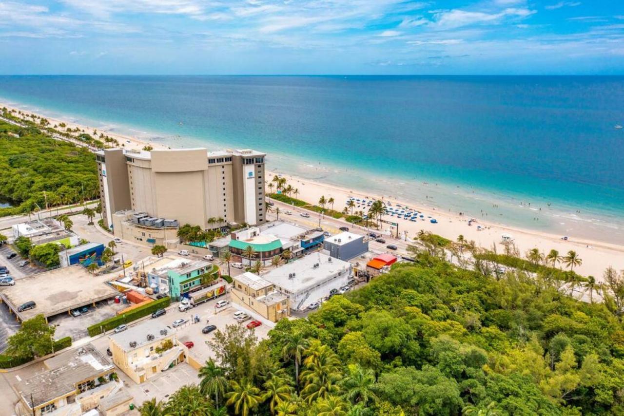 The Purple Pelican Beachfront With Ocean Balcony Unit 1 Форт-Лодердейл Экстерьер фото