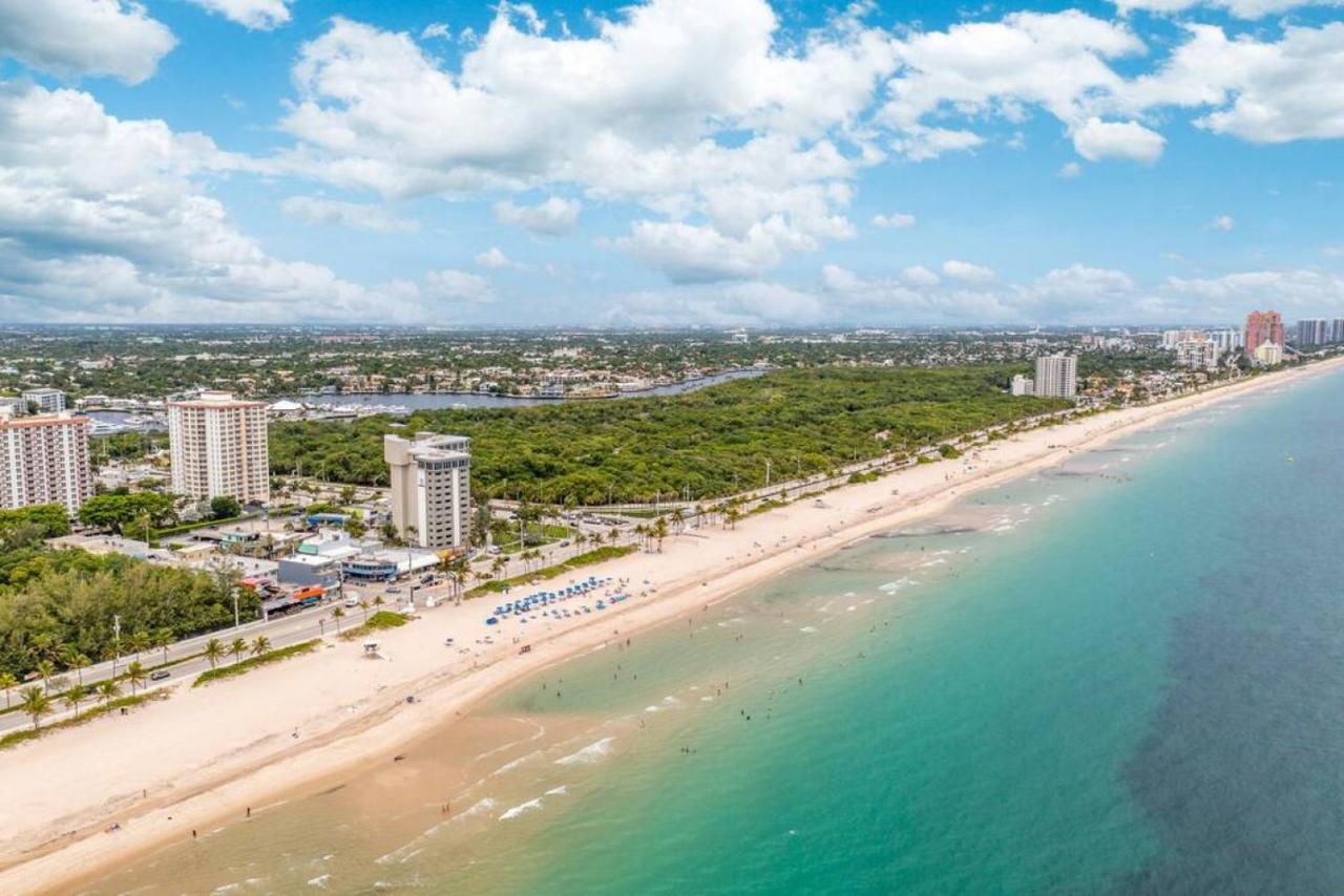 The Purple Pelican Beachfront With Ocean Balcony Unit 1 Форт-Лодердейл Экстерьер фото