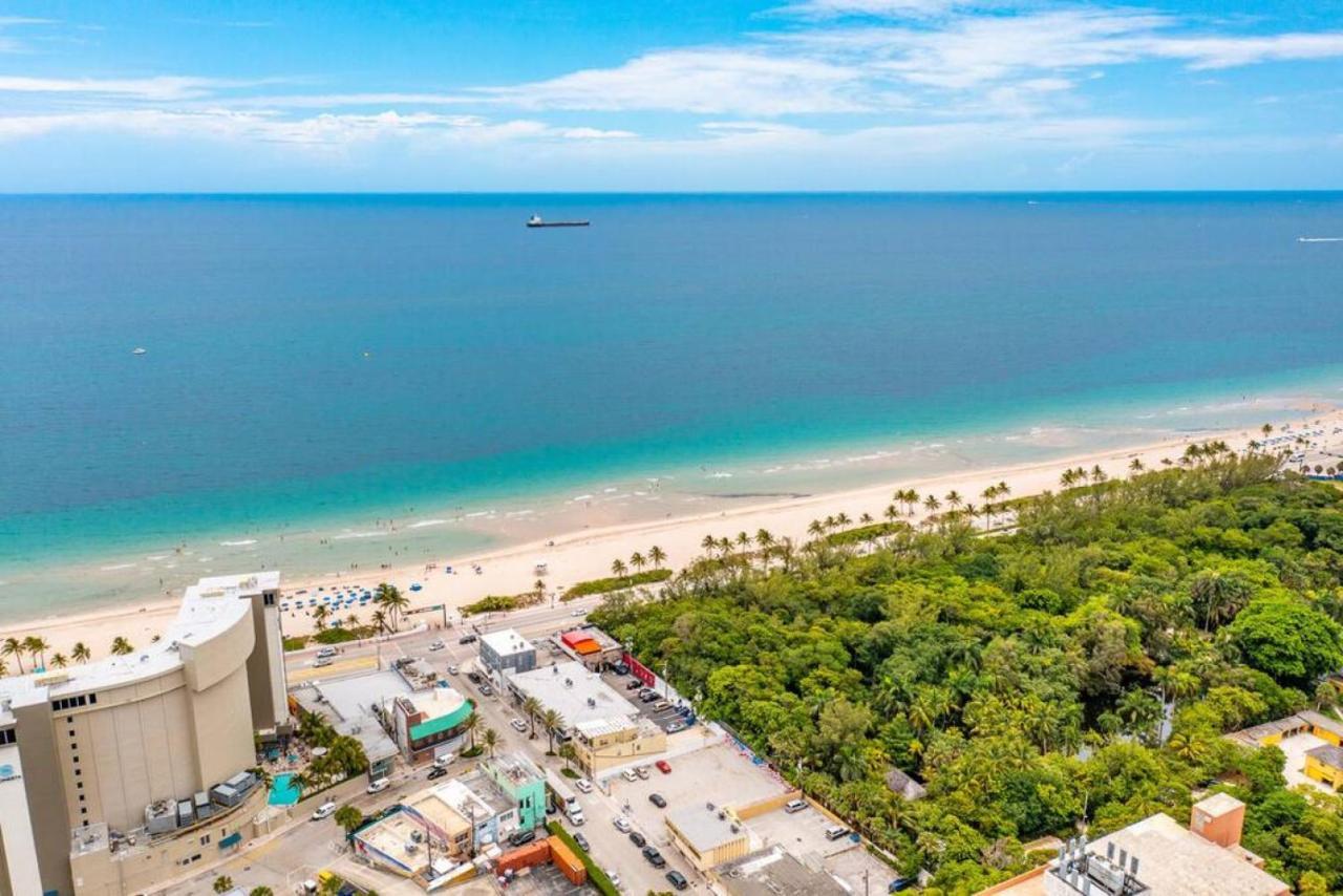 The Purple Pelican Beachfront With Ocean Balcony Unit 1 Форт-Лодердейл Экстерьер фото