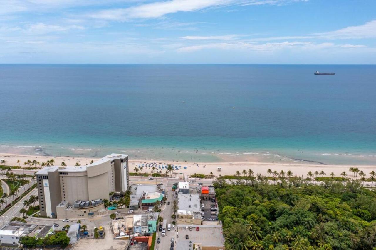 The Purple Pelican Beachfront With Ocean Balcony Unit 1 Форт-Лодердейл Экстерьер фото