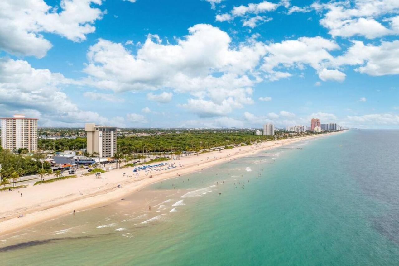 The Purple Pelican Beachfront With Ocean Balcony Unit 1 Форт-Лодердейл Экстерьер фото